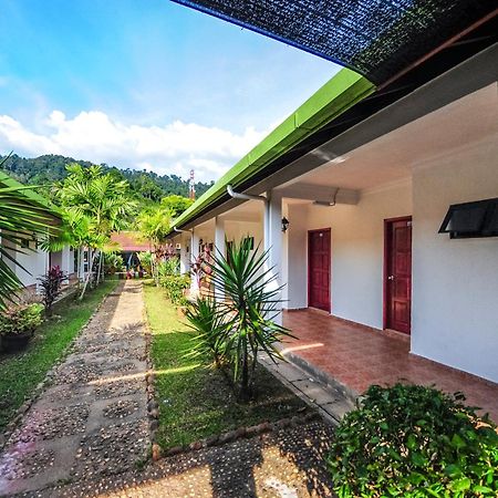Han Rainforest Resort 쿠알라타한 외부 사진