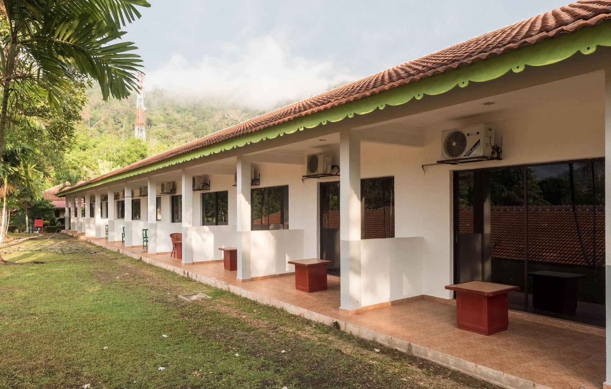 Han Rainforest Resort 쿠알라타한 외부 사진